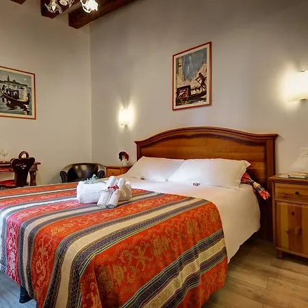 Hotel San Samuele Venedig
