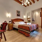 San Samuele Hotel *