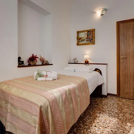 San Samuele Hotel *